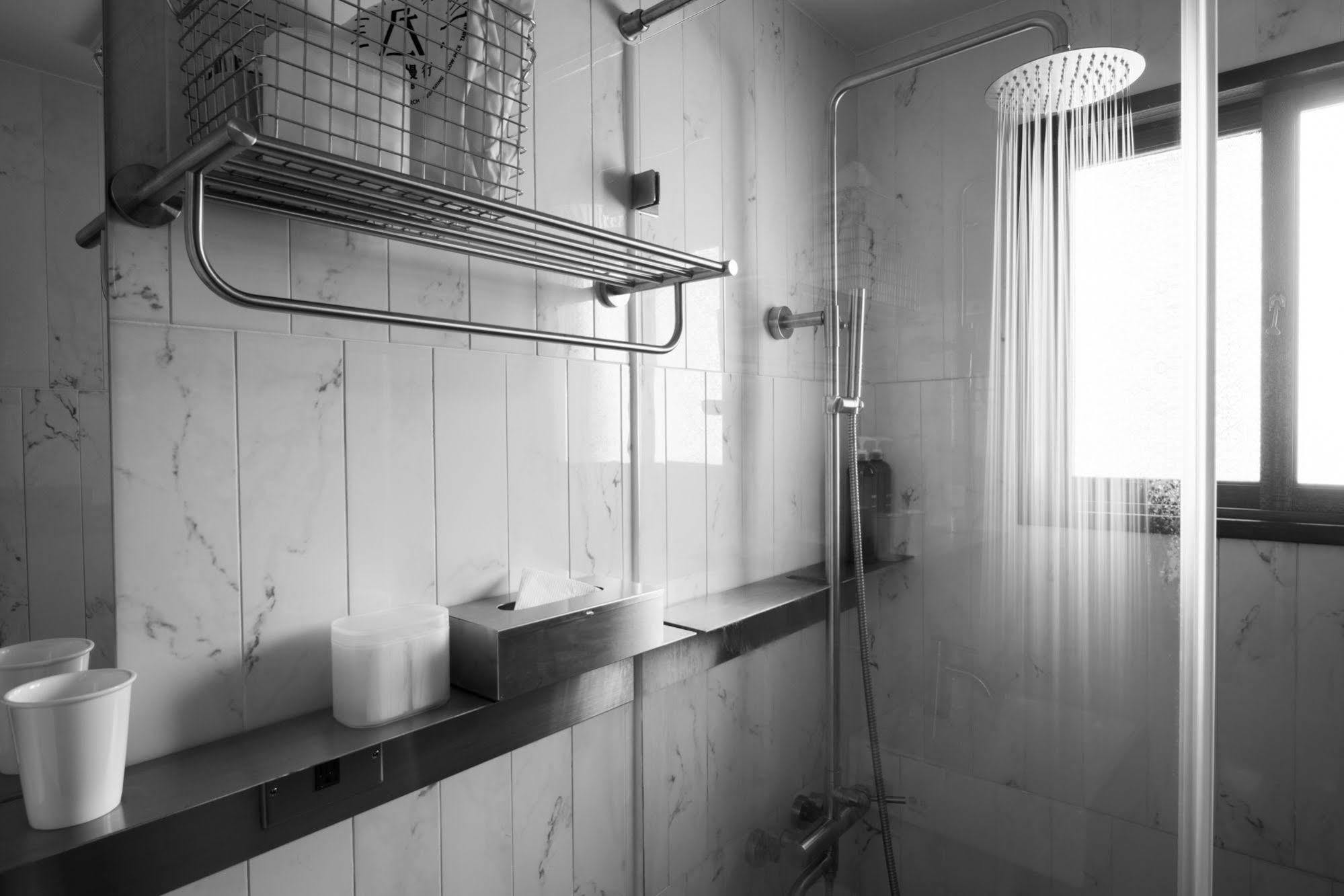 Hii-Hubs B&B Ταϊνάν Εξωτερικό φωτογραφία